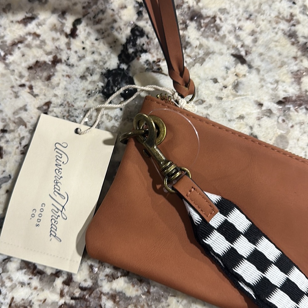 Universal Thread Goods Co. Small Brown Zip Wristl… - image 6